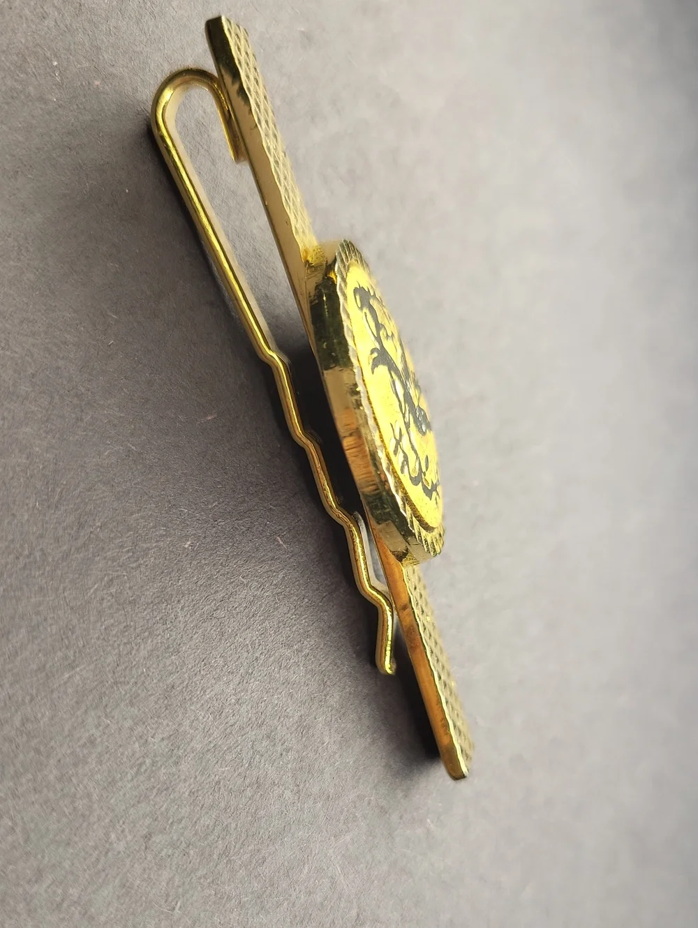 Gold Tone Bird Motif Tie Clip
